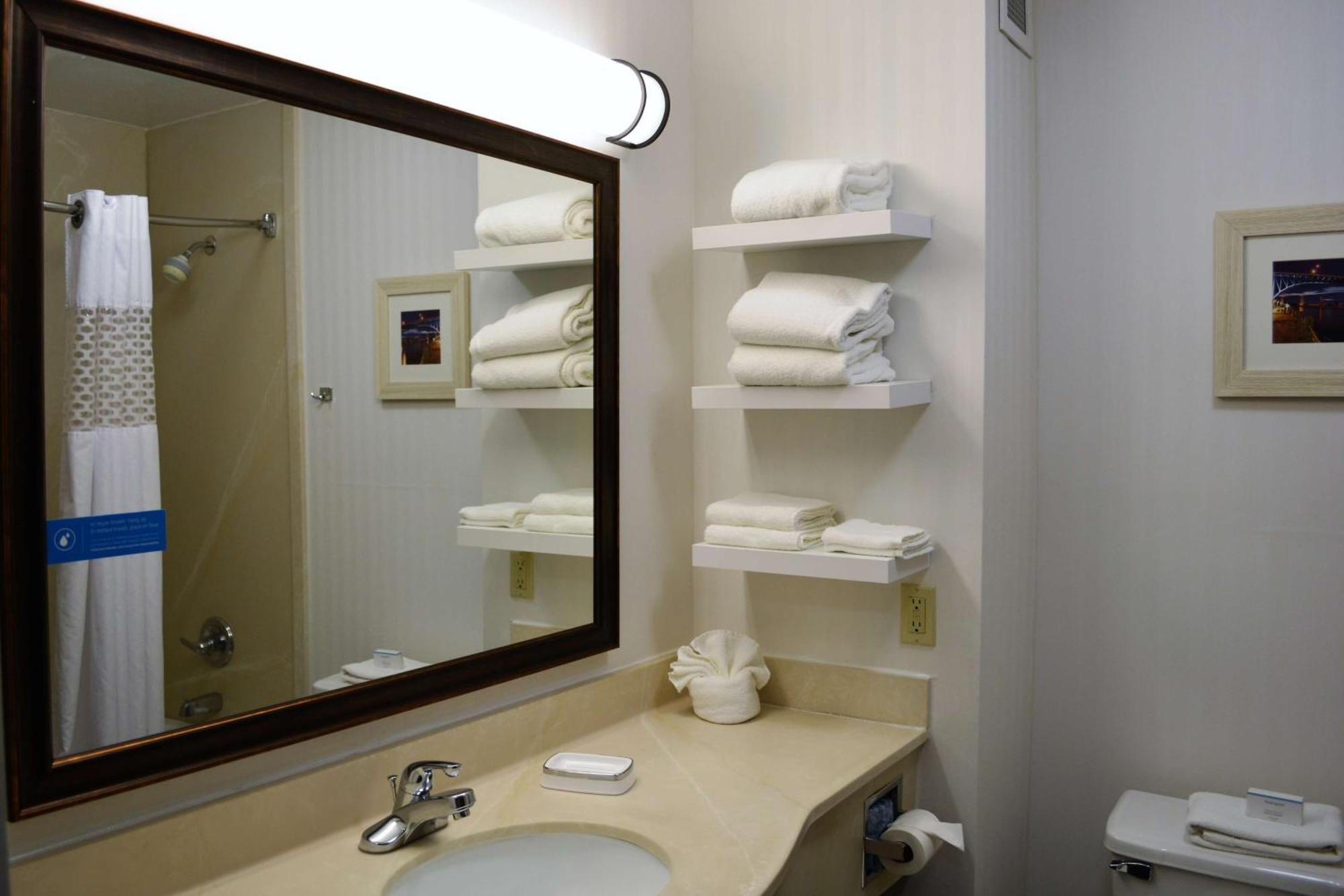 Comfort Inn, Cleveland South - Richfield Exteriör bild