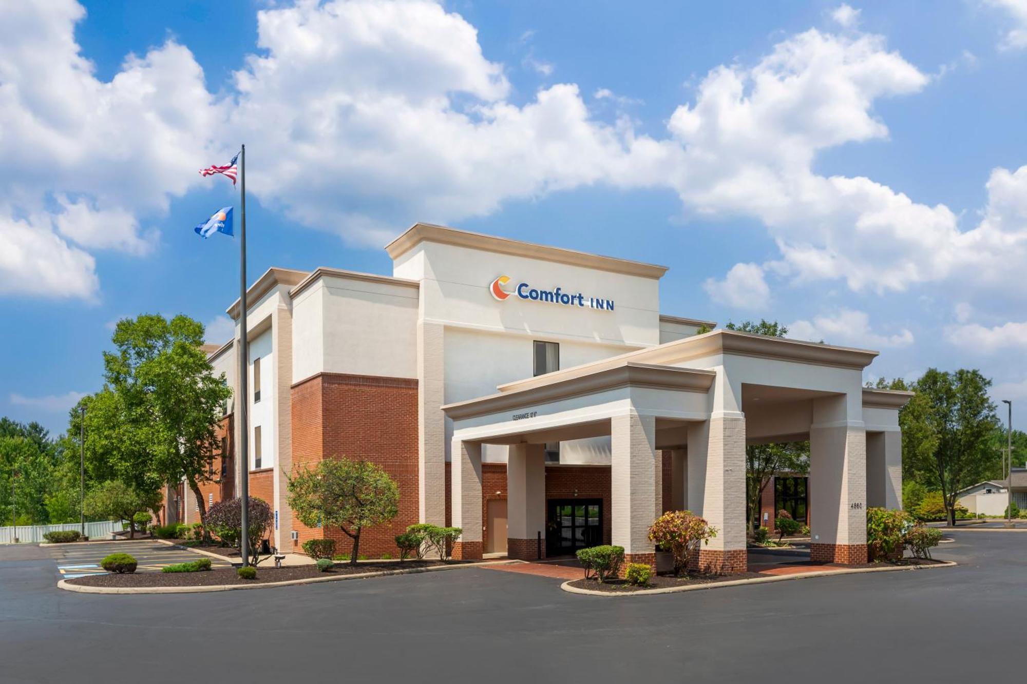 Comfort Inn, Cleveland South - Richfield Exteriör bild