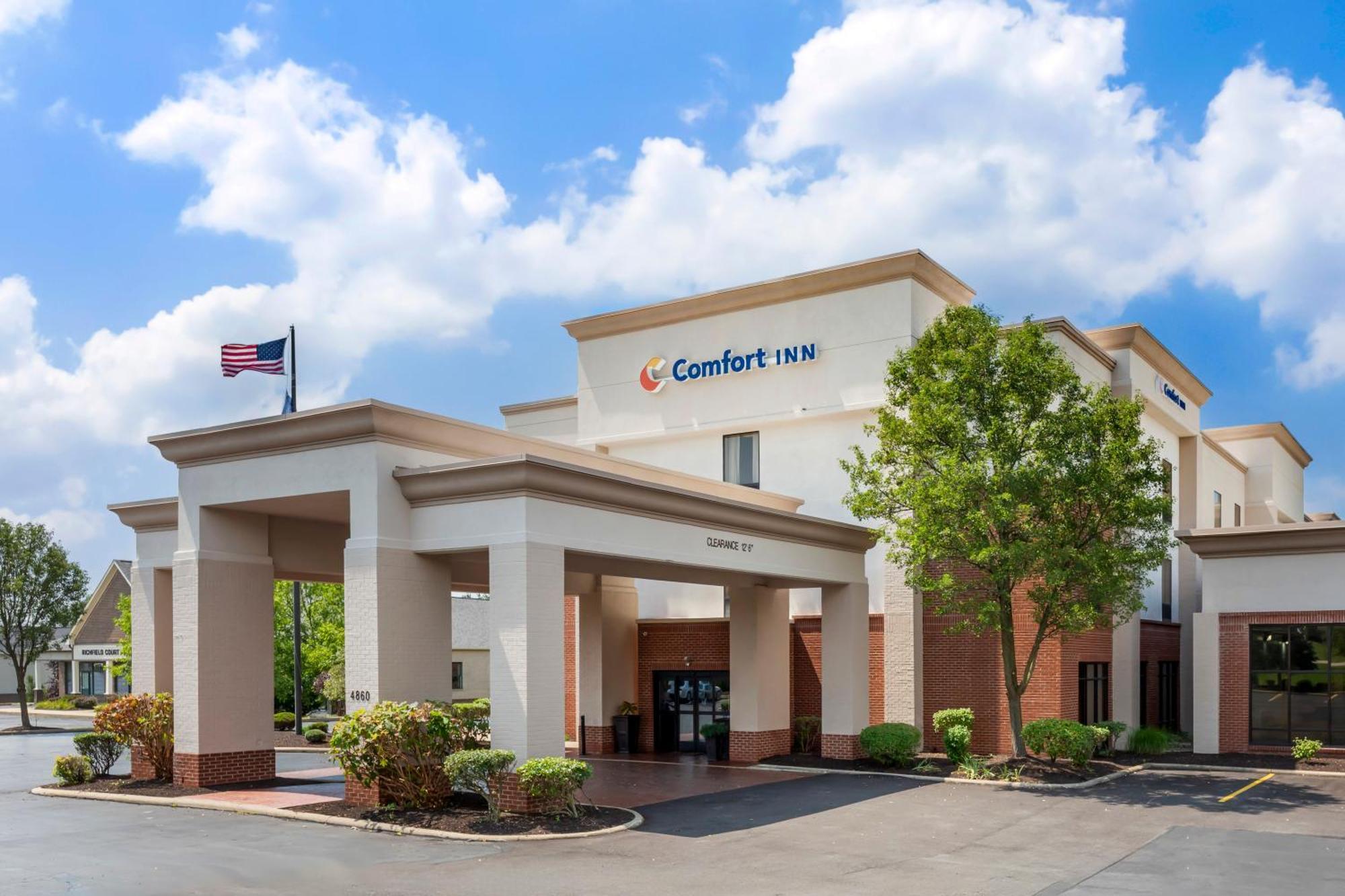 Comfort Inn, Cleveland South - Richfield Exteriör bild